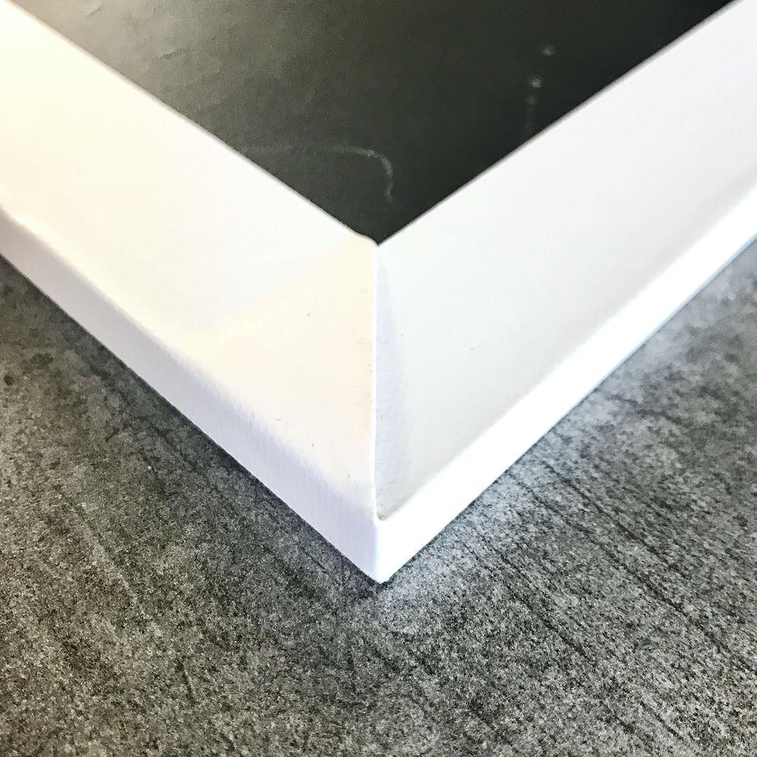 sans titre 
 2020-023. Acrylique et encres à alcool sur bois. 20 x 20 cm. 
2020 – Dominique Vial