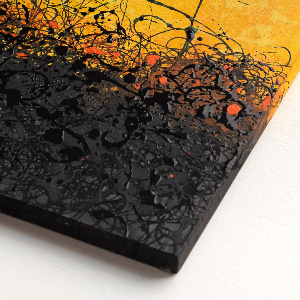 sans titre 
 2025-13. Acrylique et encres à base d’alcool sur bois. 20 x 20 cm. 
2025 – Dominique Vial